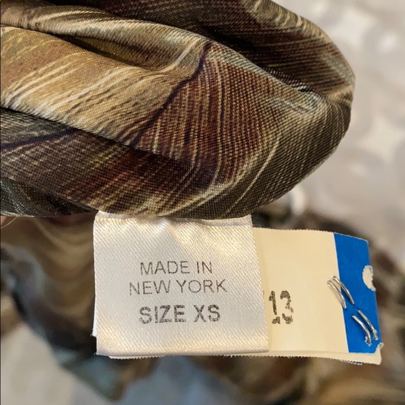 ✨RONNY KOBO BODYCON DRESS✨ - Picture 4 of 5